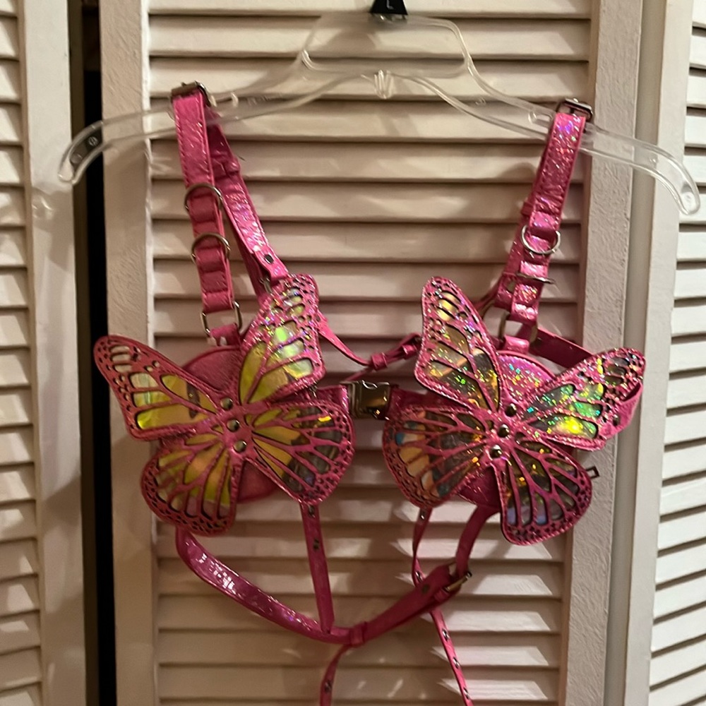 NWOT Butterfly Bag Bra Bondage Top